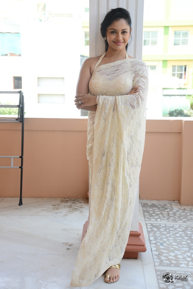 Pooja-Kumar-Interview-About-PSV-Garuda-Vega-Movie